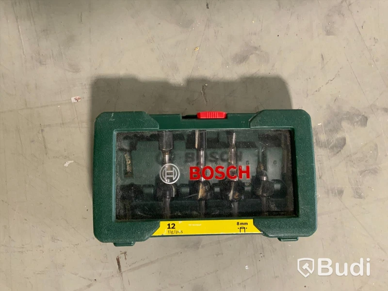 Makita RT0700C inkl case samt tillbehör